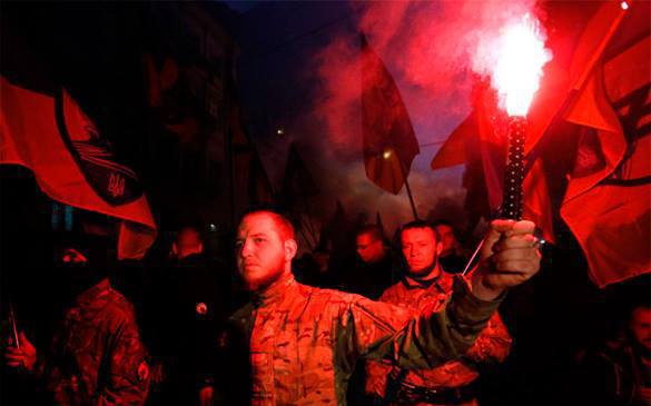 В Киеве и Херсоне украинские националисты провели акции памяти герое Кут